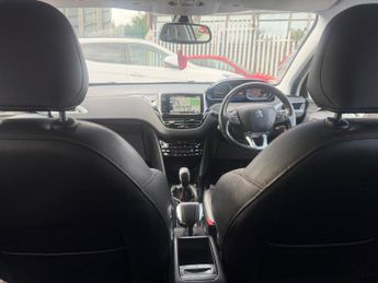 Peugeot 2008 1.6 e-HDi Crossway Euro 5 (s/s) 5dr