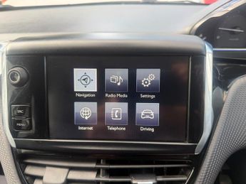Peugeot 2008 1.6 e-HDi Crossway Euro 5 (s/s) 5dr