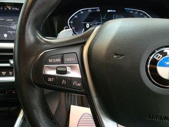BMW 3 Series 2.0 330e 12kWh SE Pro Auto Euro 6 (s/s) 4dr
