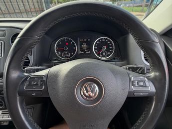 Volkswagen Tiguan 2.0 TDI BlueMotion Tech Match Edition DSG 4WD Euro 6 (s/s) 5dr