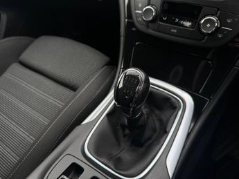 Vauxhall Insignia 2.0 CDTi ecoFLEX SRi Euro 5 (s/s) 5dr