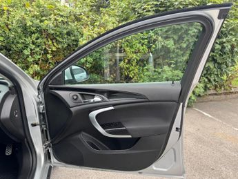Vauxhall Insignia 2.0 CDTi ecoFLEX SRi Euro 5 (s/s) 5dr