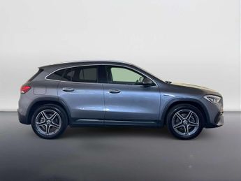 Mercedes-Benz GLA 1.3 GLA250e 15.6kWh Exclusive Edition (Premium) SUV 5dr Petrol P