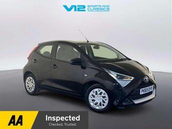 Toyota AYGO 1.0 VVT-i x-play Hatchback 5dr Petrol x-shift Euro 6 (71 ps)