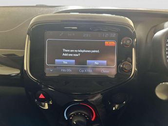 Toyota AYGO 1.0 VVT-i x-play Hatchback 5dr Petrol x-shift Euro 6 (71 ps)