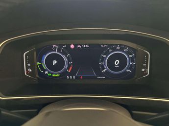 Volkswagen Tiguan 1.4 TSI 13kWh Life SUV 5dr Petrol Plug-in Hybrid DSG Euro 6 (s/s