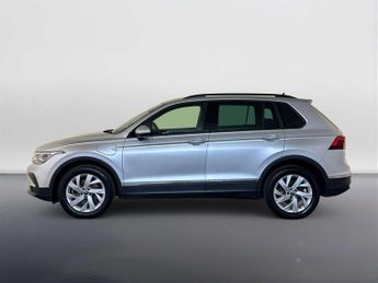 Volkswagen Tiguan 1.4 TSI 13kWh Life SUV 5dr Petrol Plug-in Hybrid DSG Euro 6 (s/s
