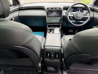 Hyundai TUCSON 1.6 T-GDi 13.8kWh Ultimate Auto 4WD Euro 6 (s/s) 5dr