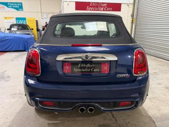 MINI Convertible 2.0 Cooper S Auto Euro 6 (s/s) 2dr