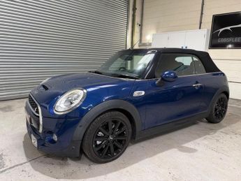 MINI Convertible 2.0 Cooper S Auto Euro 6 (s/s) 2dr