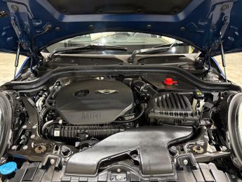 MINI Convertible 2.0 Cooper S Auto Euro 6 (s/s) 2dr