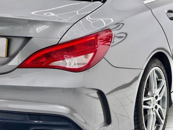 Mercedes-Benz CLA 1.6 CLA180 AMG Line Edition Coupe 7G-DCT Euro 6 (s/s) 4dr