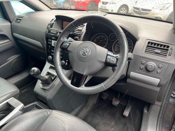 Vauxhall Zafira 1.7 CDTi ecoFLEX Elite Euro 5 5dr