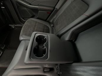 Ford Kuga ST-LINE EDITION PHEV CVT