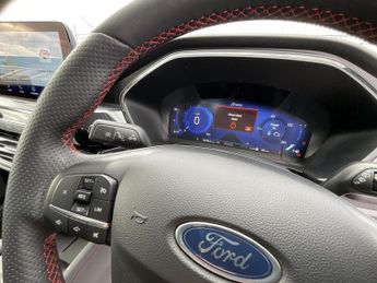 Ford Kuga ST-LINE EDITION PHEV CVT