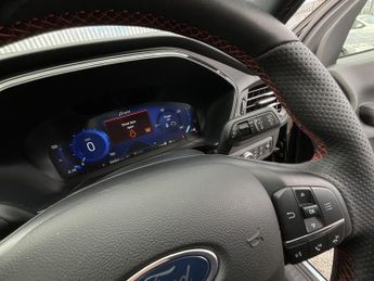 Ford Kuga ST-LINE EDITION PHEV CVT