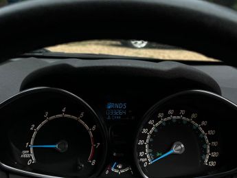 Ford Fiesta 1.0T EcoBoost Titanium Powershift Euro 5 5dr