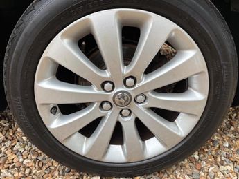 Vauxhall Astra 1.6i Elite Sports Tourer Euro 6 5dr