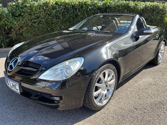 Mercedes SLK 3.5 SLK350 Convertible 2dr Petrol 7G-Tronic (242 g/km, 272 bhp)