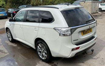 Mitsubishi Outlander 2.0h 12kWh GX3h CVT 4WD Euro 5 (s/s) 5dr