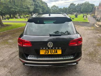 Volkswagen Touareg 3.0 TDI V6 BlueMotion Tech R-Line Tiptronic 4WD Euro 6 (s/s) 5dr
