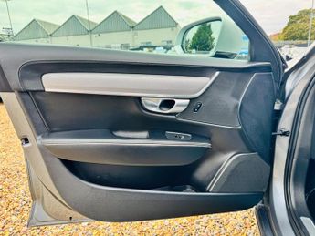 Volvo S90 2.0 D4 R-Design Auto Euro 6 (s/s) 4dr