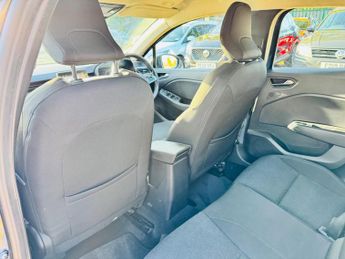 Renault Clio 1.6 E-TECH Iconic Auto Euro 6 (s/s) 5dr