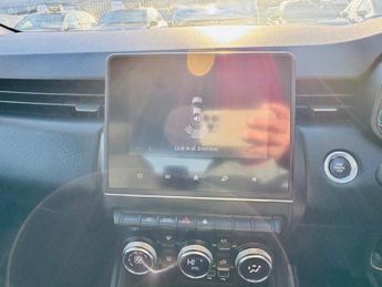 Renault Clio 1.6 E-TECH Iconic Auto Euro 6 (s/s) 5dr