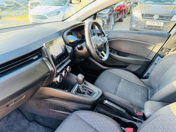 Renault Clio 1.6 E-TECH Iconic Auto Euro 6 (s/s) 5dr
