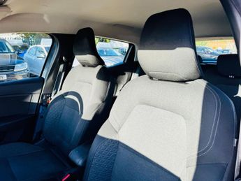 Renault Clio 1.6 E-TECH Iconic Auto Euro 6 (s/s) 5dr