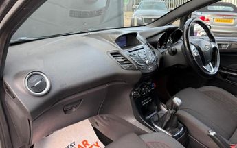Ford Fiesta 1.0T EcoBoost ST-Line Euro 6 (s/s) 5dr