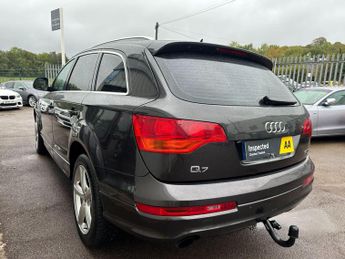 Audi Q7 3.0 TDI S line quattro 5dr