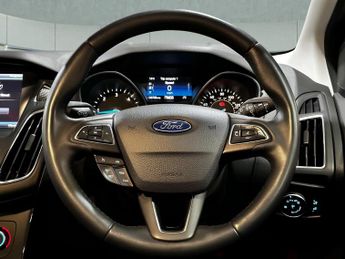 Ford Focus 1.0T EcoBoost Zetec Auto Euro 6 (s/s) 5dr