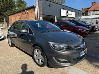 Vauxhall Astra 1.6 16v SRi Euro 5 5dr
