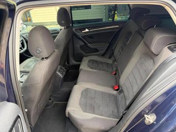 Volkswagen Golf 1.6 TDI BlueMotion Tech GT Edition DSG Euro 6 (s/s) 5dr