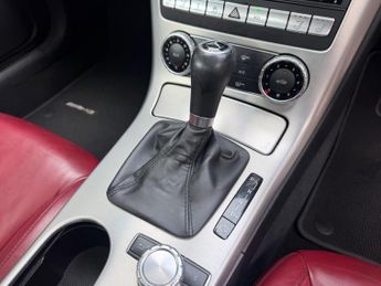 Mercedes-Benz SLK 2.1 SLK250 CDI BlueEfficiency AMG Sport G-Tronic+ Euro 5 (s/s) 2