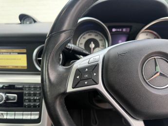 Mercedes-Benz SLK 2.1 SLK250 CDI BlueEfficiency AMG Sport G-Tronic+ Euro 5 (s/s) 2