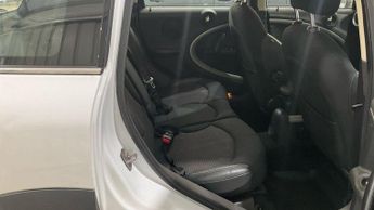 MINI Countryman 2.0 Cooper D Auto ALL4 Euro 5 5dr
