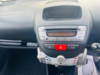 Toyota AYGO 1.0 VVT-i Fire Euro 5 5dr