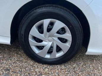 Toyota Yaris 1.5 VVT-h Design Hatchback 5dr Petrol Hybrid E-CVT Euro 6 (s/s) 
