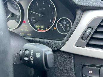 BMW 3 Series 2.0 320d SE Saloon 4dr Diesel Auto Euro 5 (s/s) (184 ps)