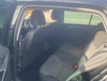 Volkswagen Golf 2.0 TDI BlueMotion Tech SE DSG Euro 5 (s/s) 5dr