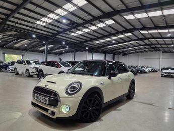 MINI Hatch 2.0 Cooper S Exclusive Steptronic Euro 6 (s/s) 5dr