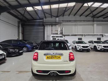 MINI Hatch 2.0 Cooper S Exclusive Steptronic Euro 6 (s/s) 5dr