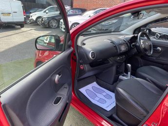 Nissan Note 1.6 16V Tekna Auto Euro 4 5dr