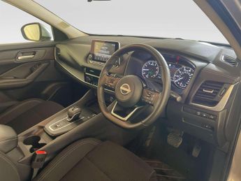Nissan Qashqai 1.3 DIG-T MHEV Acenta Premium SUV 5dr Petrol Hybrid XTRON Euro 6