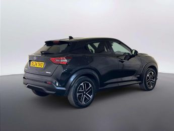 Nissan Juke 1.6 N-Connecta SUV 5dr Petrol Hybrid Auto Euro 6 (143 ps)