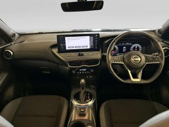 Nissan Juke 1.6 N-Connecta SUV 5dr Petrol Hybrid Auto Euro 6 (143 ps)