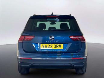 Volkswagen Tiguan 1.4 TSI 13kWh Life SUV 5dr Petrol Plug-in Hybrid DSG Euro 6 (s/s