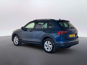 Volkswagen Tiguan 1.4 TSI 13kWh Life SUV 5dr Petrol Plug-in Hybrid DSG Euro 6 (s/s